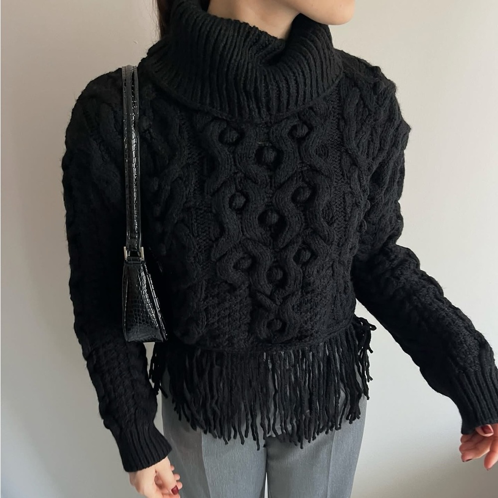 Zara Sweater Size S